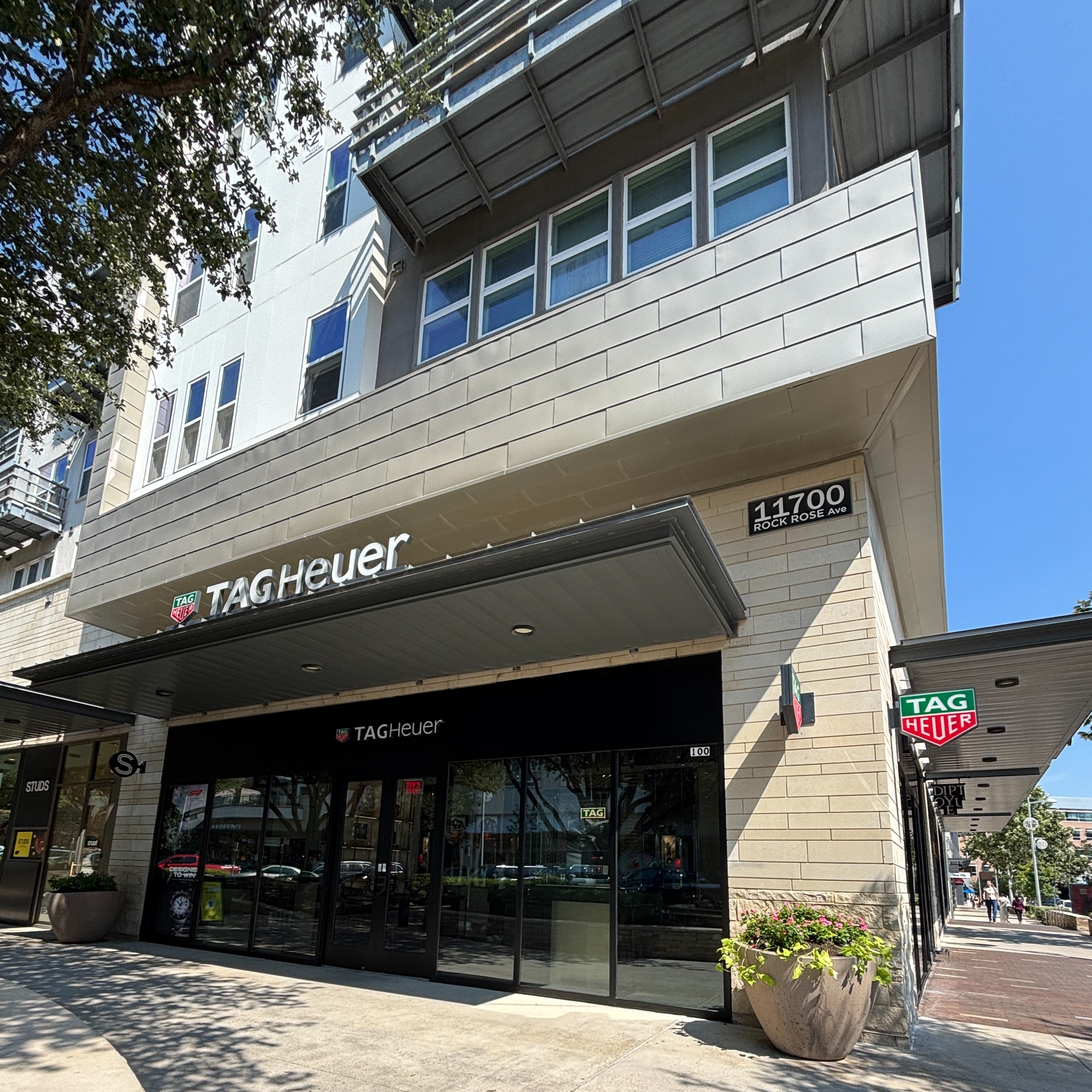 Earlier this month, and in time for the 2025 F1 Grand Prix, Swiss luxury landed in Austin, as TAG Heuer opened its doors at Domain NORTHSIDE with its new, first-to-market location (image 2)