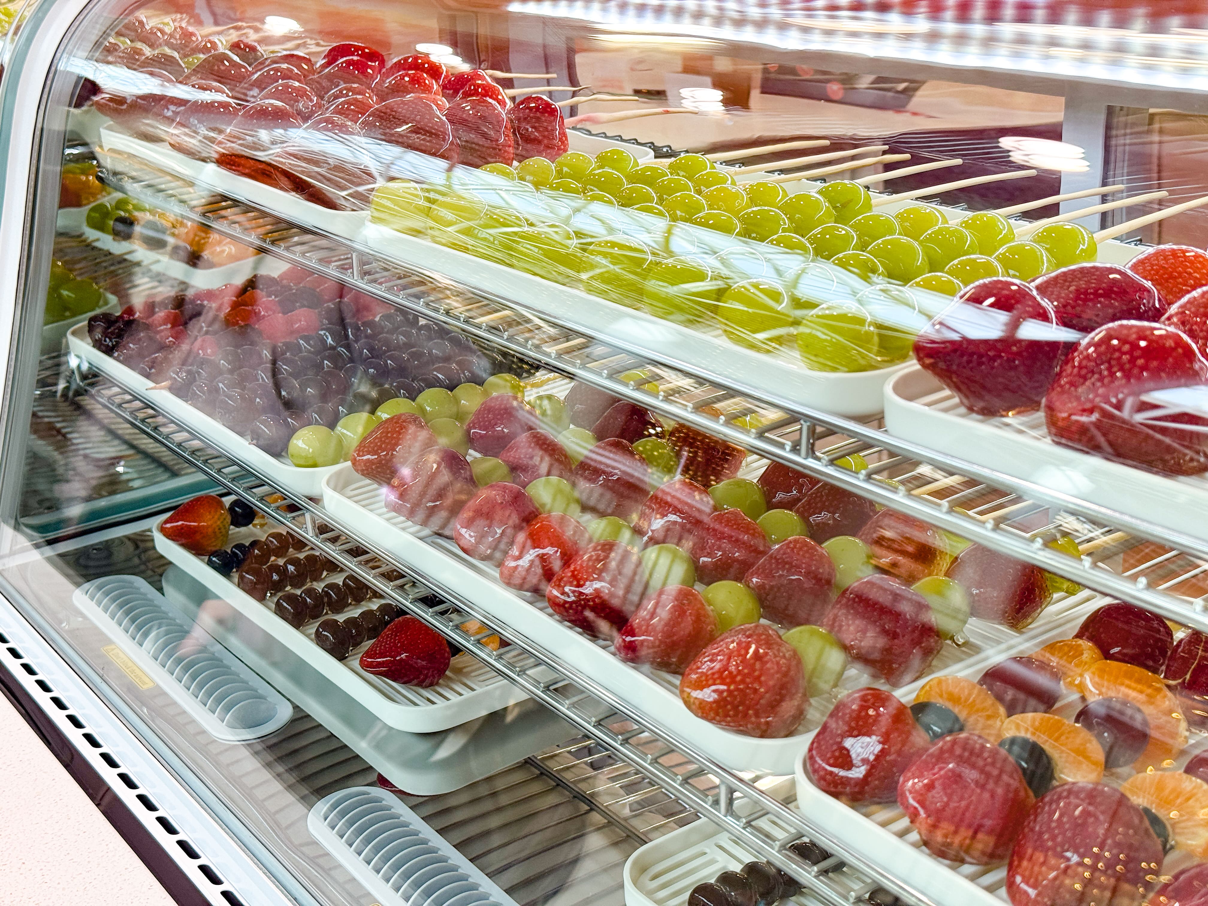 Sweet Crunch Tanghulu is officially OPEN! 🍓✨ (image 3)