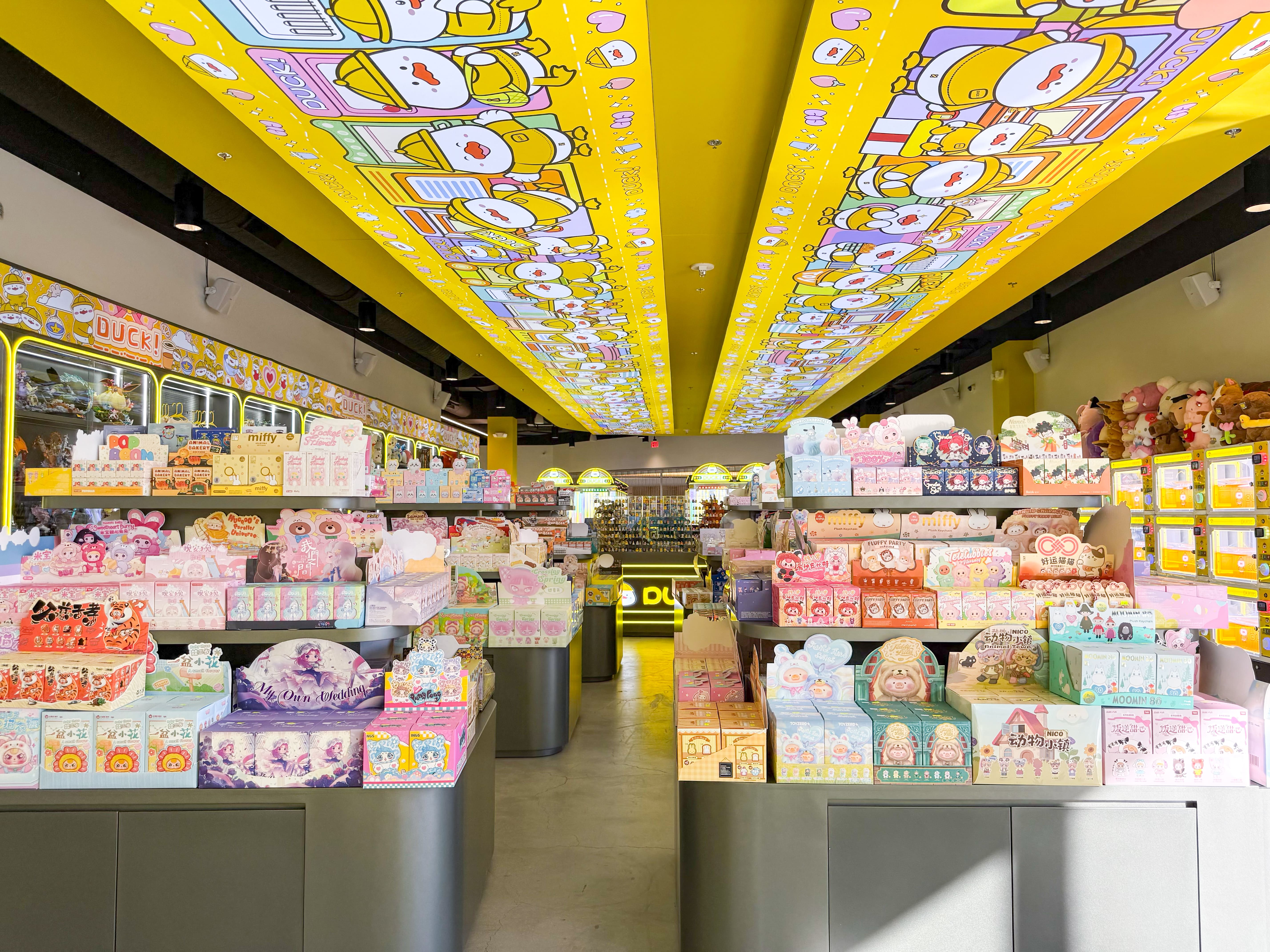 DUCK! is officially OPEN at Mall of America! ✨🐥 (image 3)