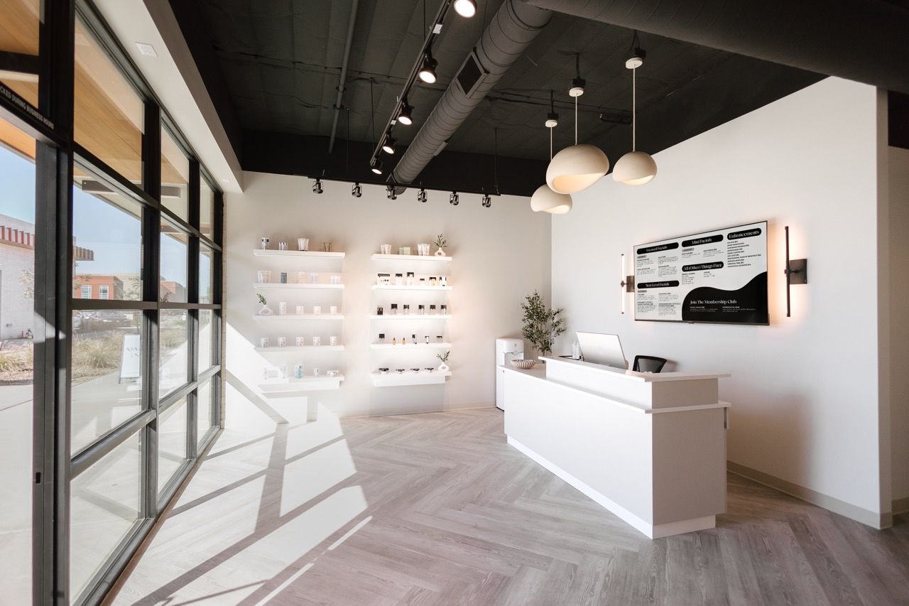 Face Foundrie has officially opened their newest studio in Gilbert, AZ (image 1)