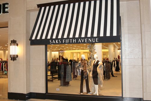 Saks Fifth Avenue on Worth Avenue, Palm Beach, to permanently close in April