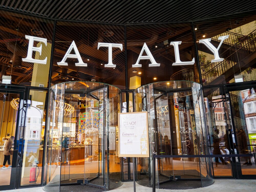 Eataly, the renowned Italian culinary destination, is set to open its first Florida location at @[Aventura Mall](547) in Spring 2025. Spanning over 30,000 square feet, this two-level space will feature two full-service restaurants, a marketplace offering fresh pasta, cheeses, and Italian wines, as well as an educational area for pasta-making classes