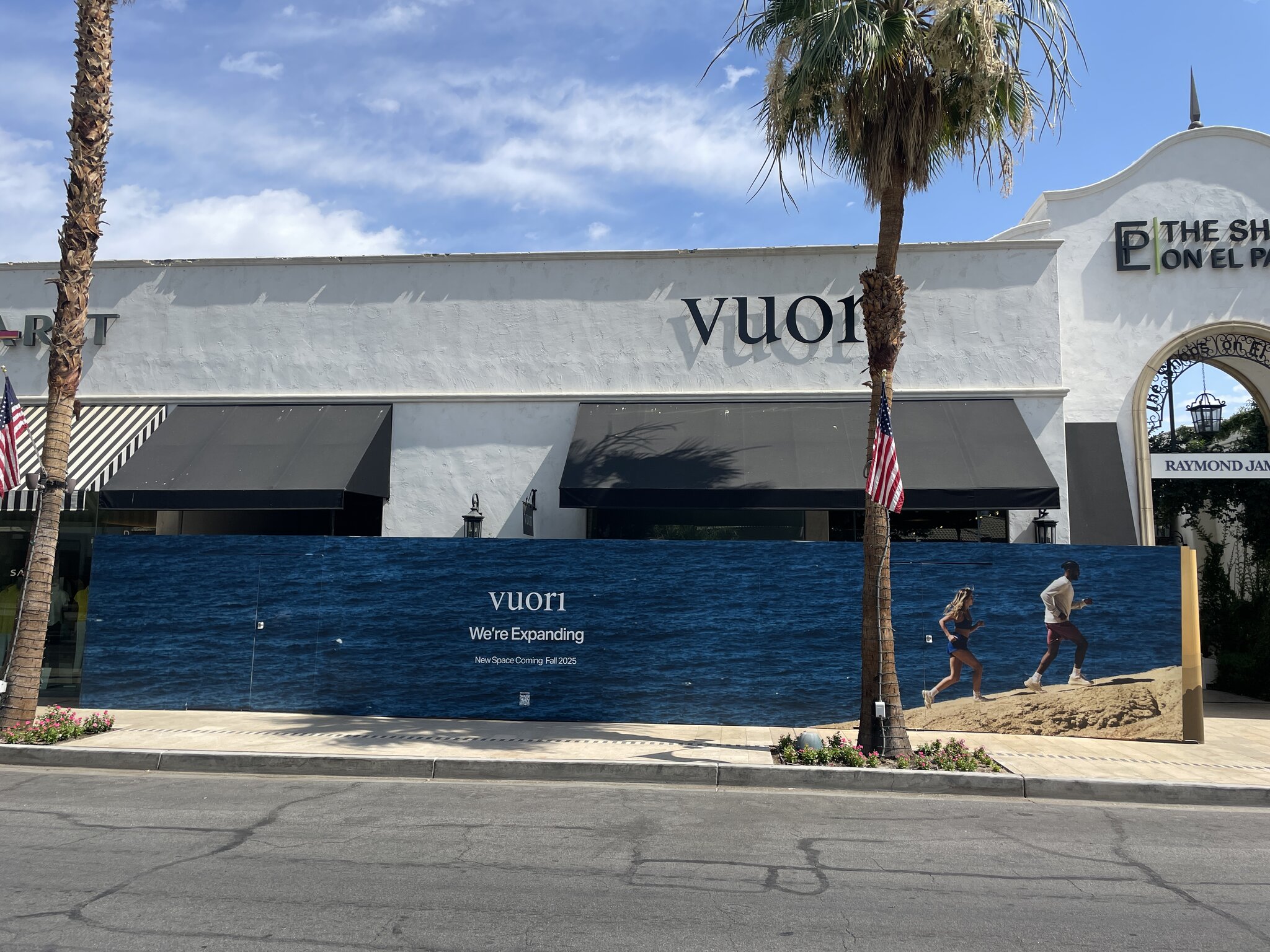 We have been busy with @[The Shops on El Paseo](430) in Palm Desert, CA! (image 3)
