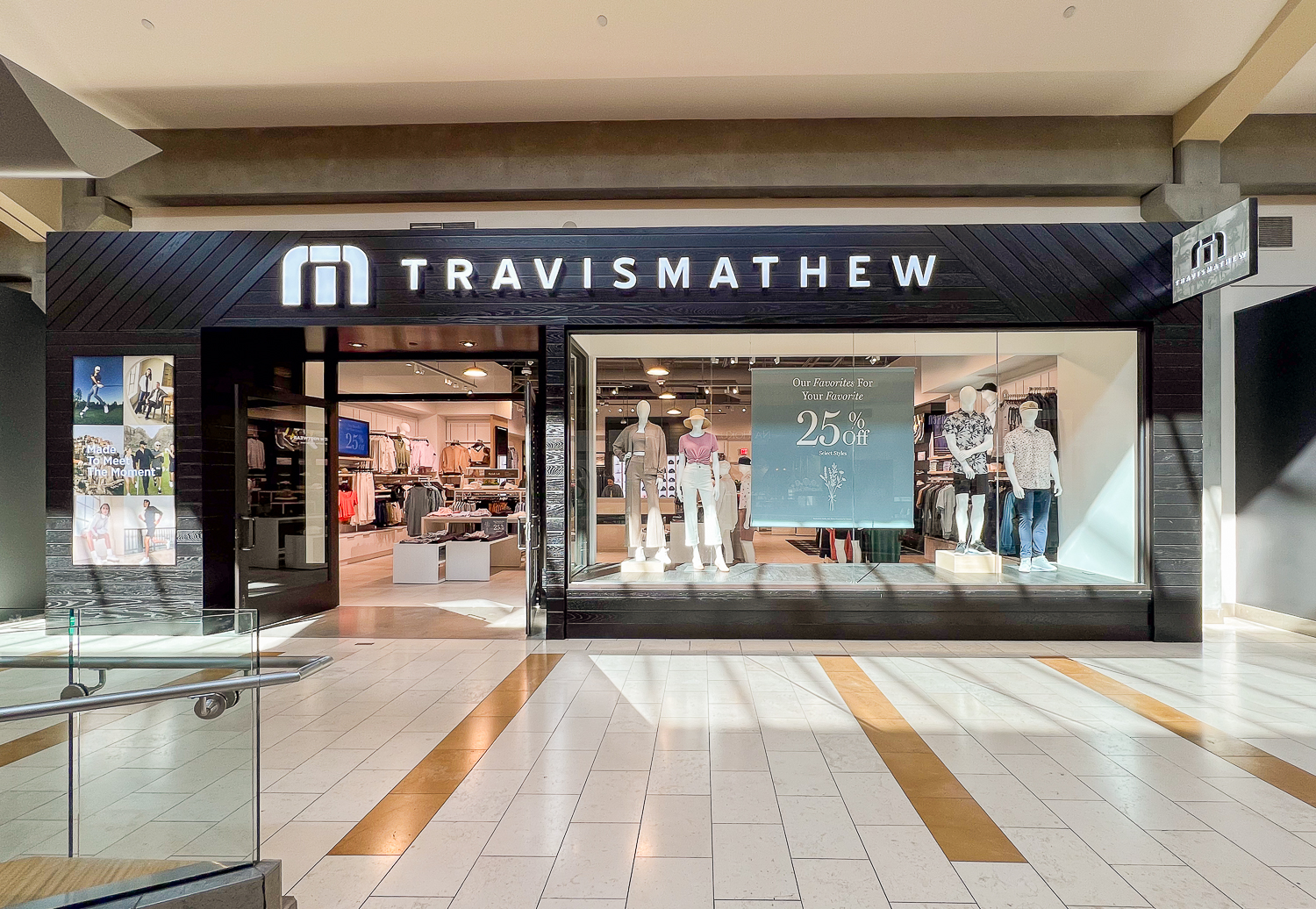 TravisMathew has officially opened its first retail location in Washington—now open at Bellevue Square. They have been consistently requested by the Bellevue community we are thrilled to welcome them to the shopping center!