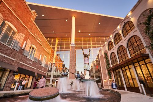 The Streets at Southpoint (Durham, NC)