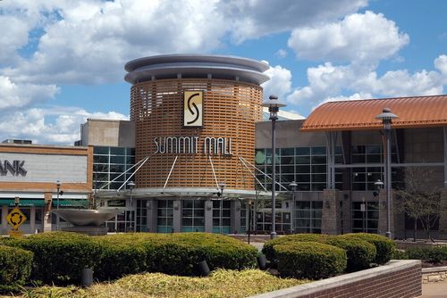 Summit Mall (Fairlawn, OH)