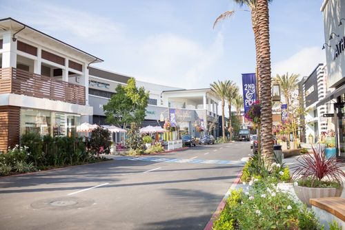 2nd and PCH
