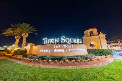 Town Square Las Vegas (Las Vegas, NV)