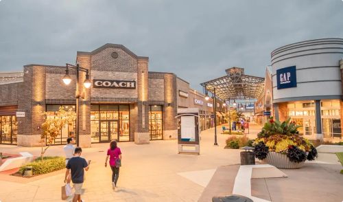 Tanger Outlets Grand Rapids image
