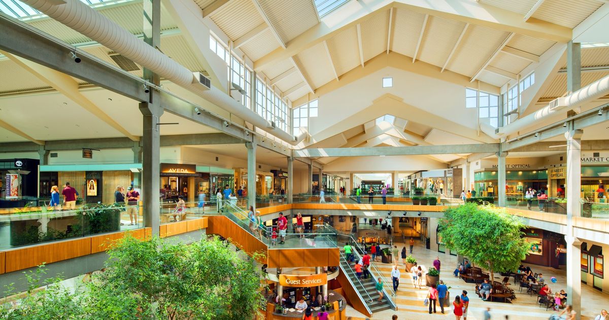 Bellevue Square | Brandmarch