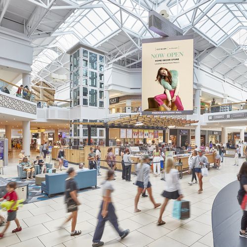 Freehold Raceway Mall